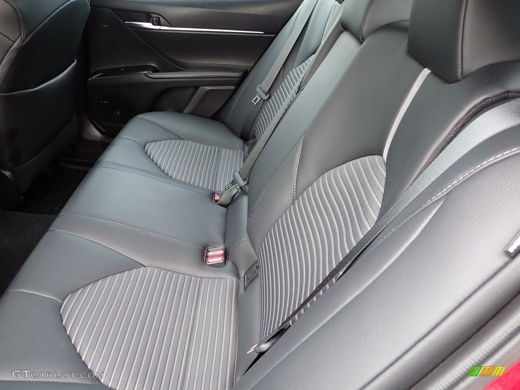Black Interior 2020 Toyota Camry SE AWD Photo #143589616