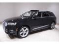 Front 3/4 View of 2019 Q7 55 Prestige quattro