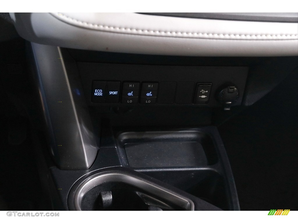 2018 RAV4 XLE - Galactic Aqua Mica / Ash photo #13
