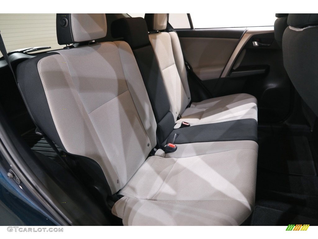 2018 RAV4 XLE - Galactic Aqua Mica / Ash photo #16