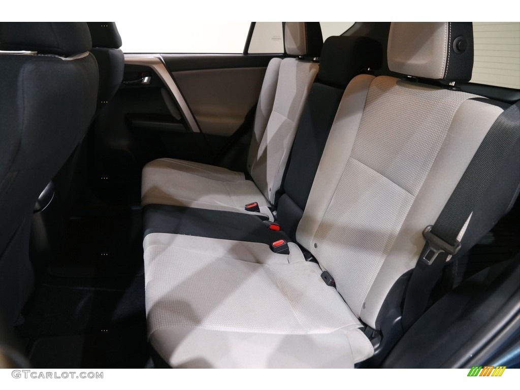 2018 RAV4 XLE - Galactic Aqua Mica / Ash photo #17