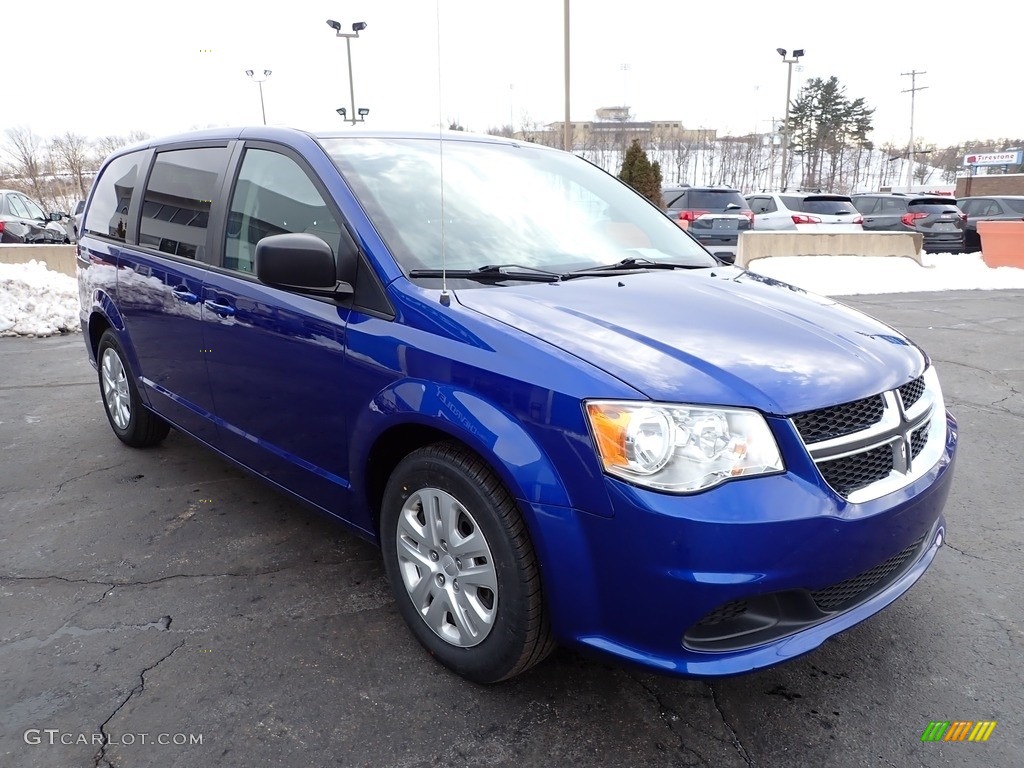 2018 Grand Caravan SE - Indigo Blue / Black/Light Graystone photo #11