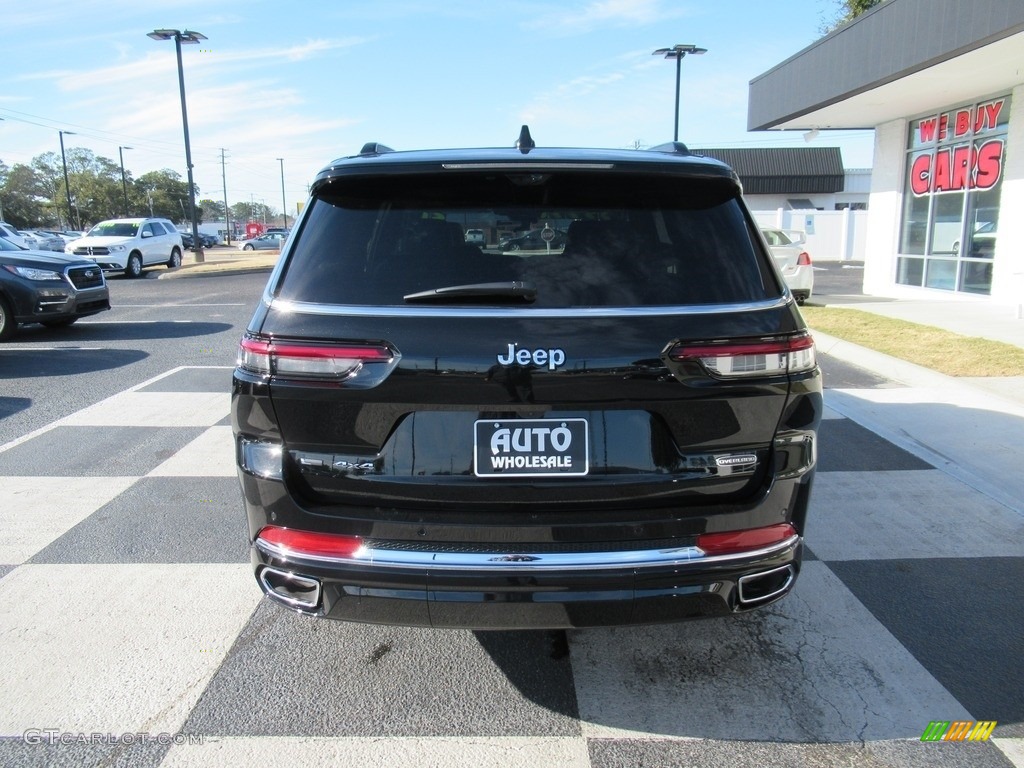 2021 Grand Cherokee L Overland 4x4 - Diamond Black Crystal Pearl / Black photo #7