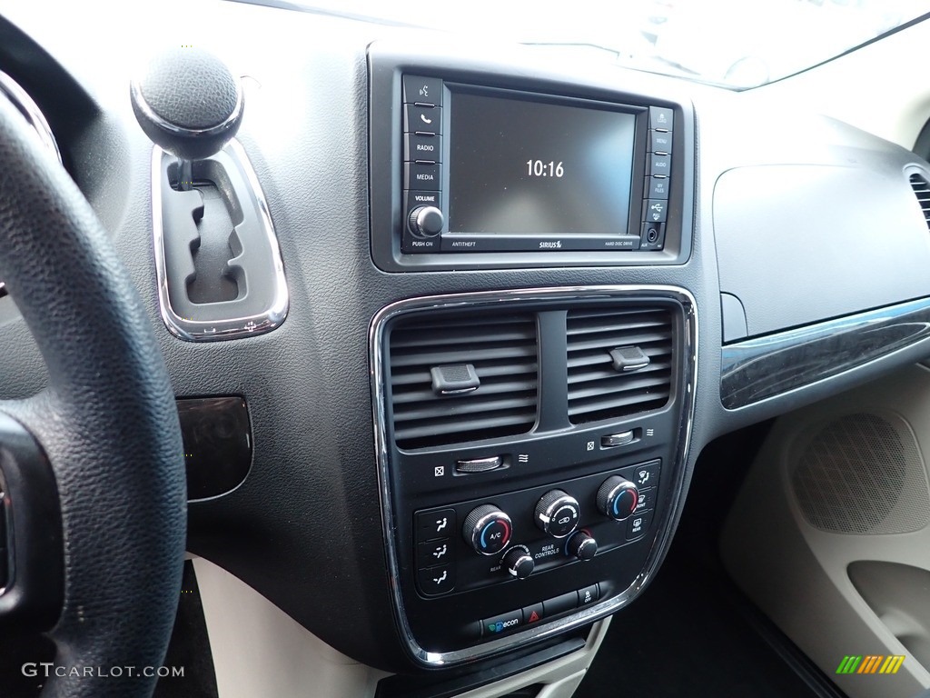 2018 Grand Caravan SE - Indigo Blue / Black/Light Graystone photo #27