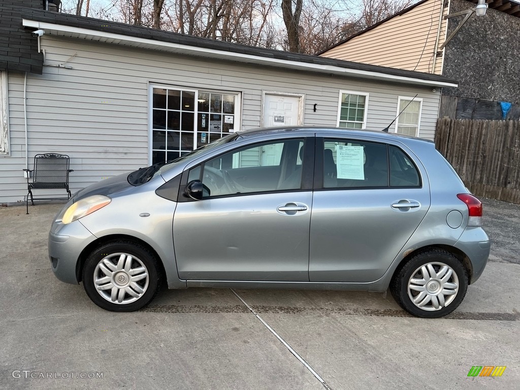 2010 Yaris 5 Door Liftback - Meteorite Metallic / Dark Charcoal photo #4