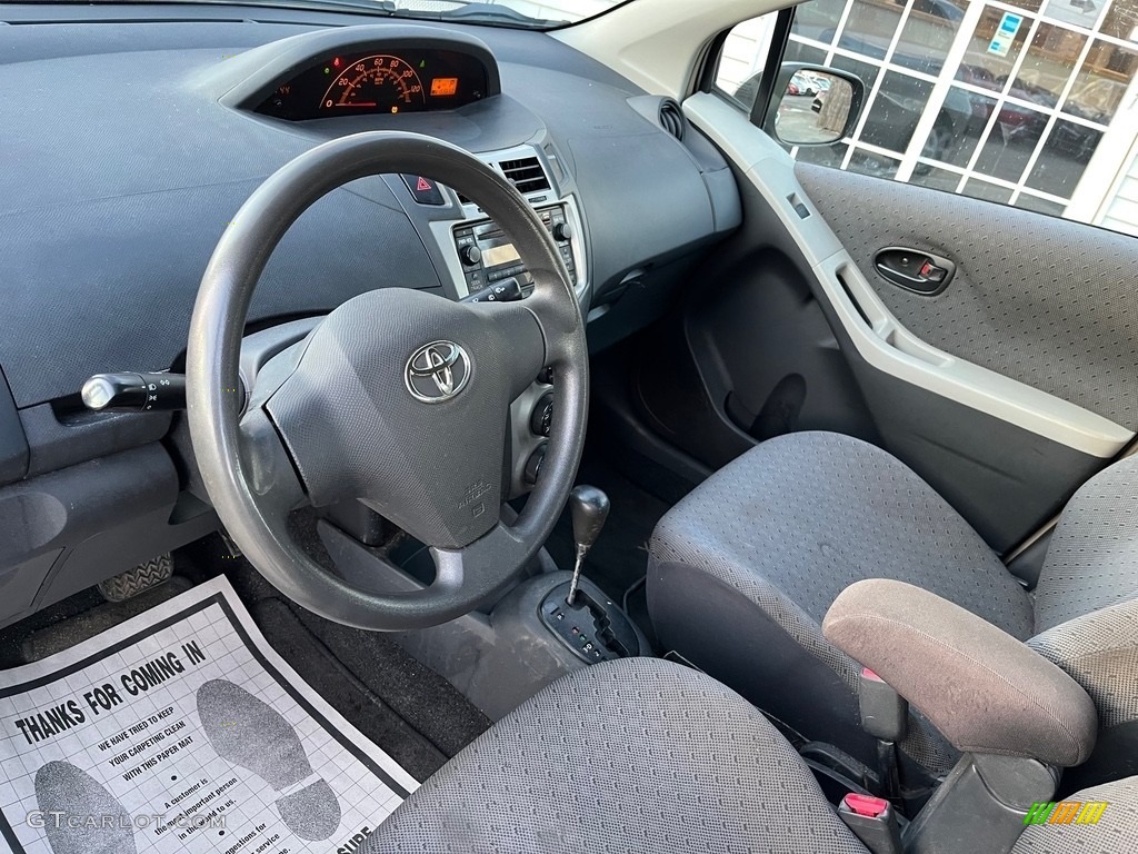 2010 Yaris 5 Door Liftback - Meteorite Metallic / Dark Charcoal photo #20