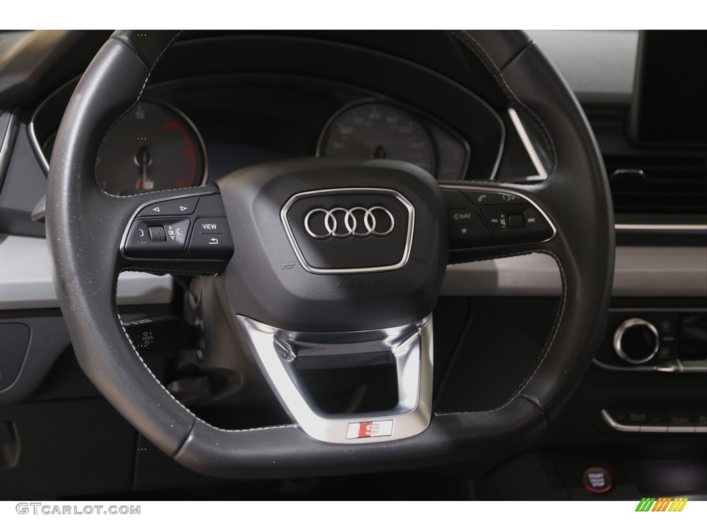 2020 Audi SQ5 Premium quattro Steering Wheel Photos