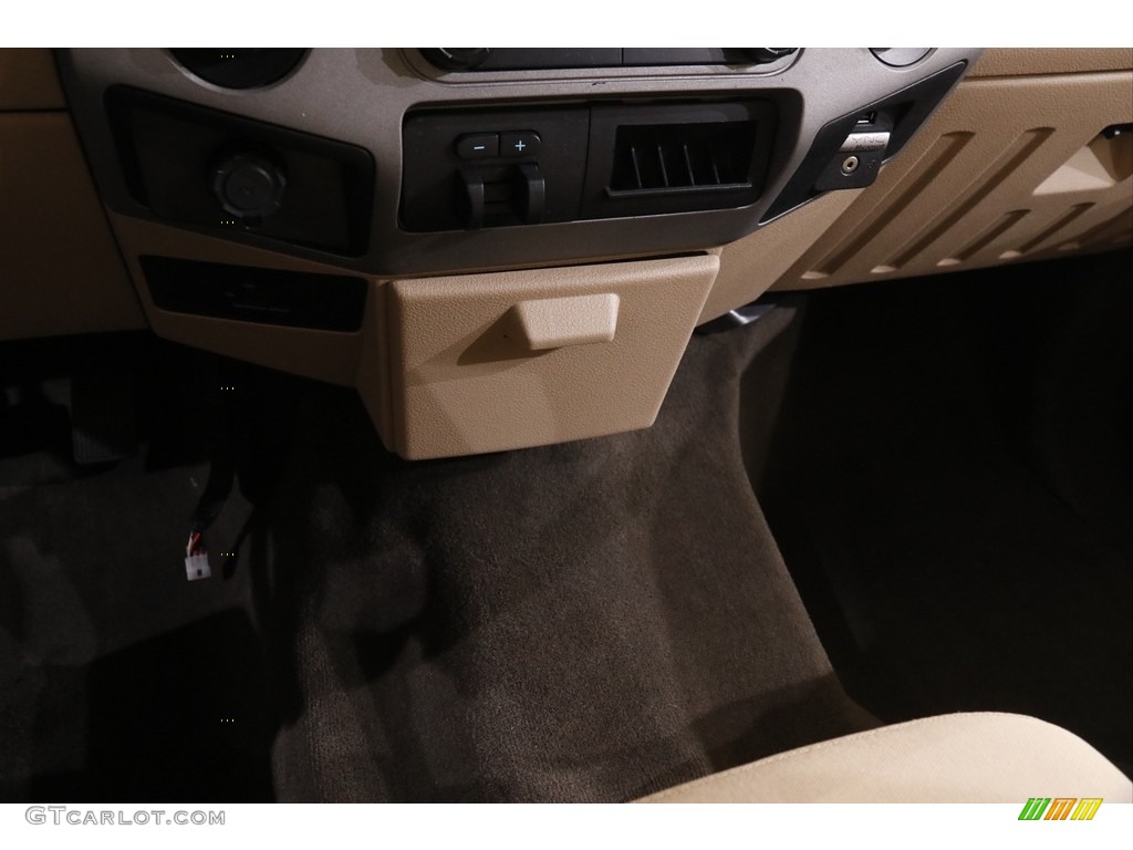 2015 F250 Super Duty XLT Super Cab 4x4 - Ruby Red / Adobe photo #13