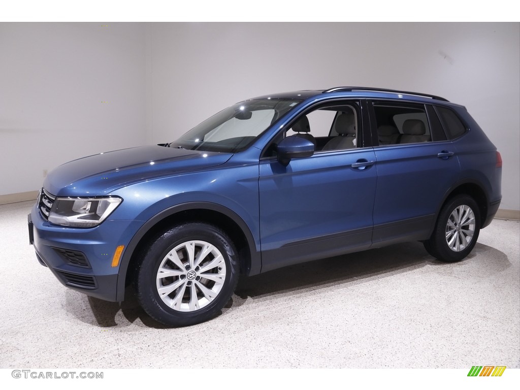 2018 Tiguan S 4MOTION - Silk Blue Metallic / Storm Gray photo #3