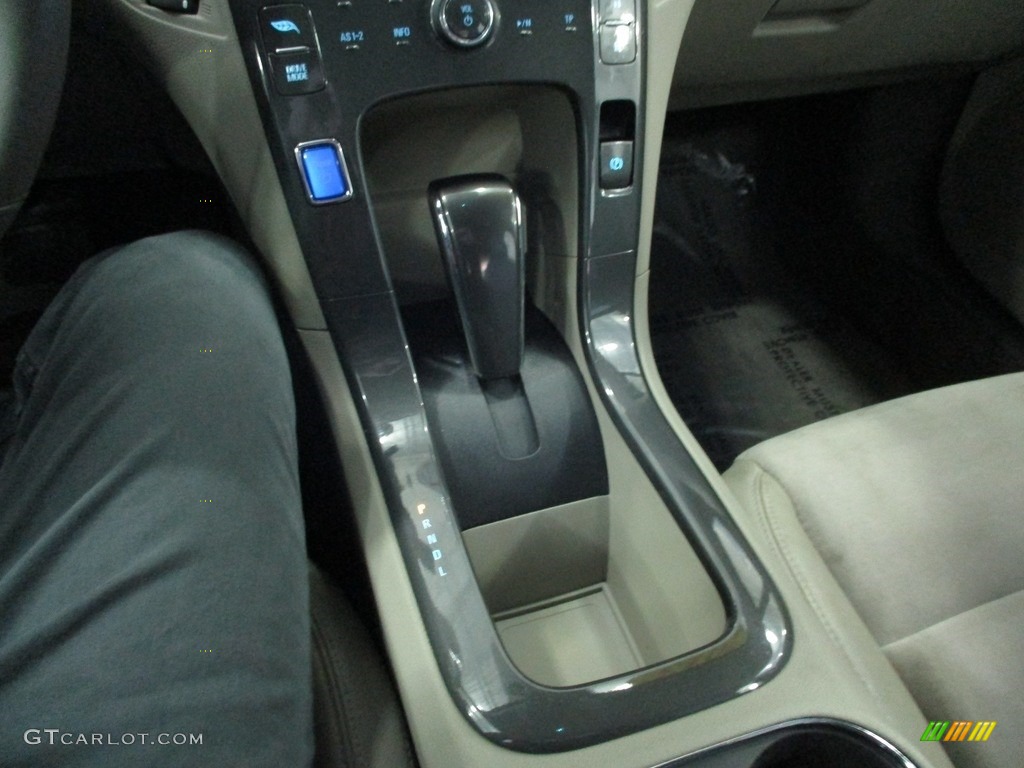 2013 Volt  - Black / Pebble Beige/Dark Accents photo #43
