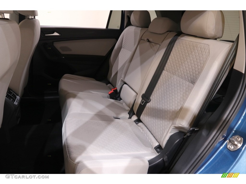 2018 Tiguan S 4MOTION - Silk Blue Metallic / Storm Gray photo #15