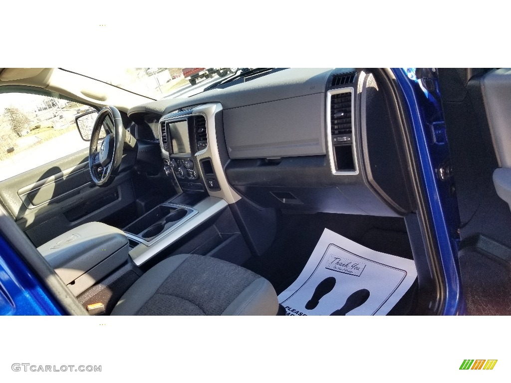 2014 1500 Big Horn Quad Cab 4x4 - Blue Streak Pearl Coat / Black/Diesel Gray photo #29