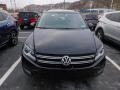 Deep Black Pearl - Tiguan Limited 2.0T 4Motion Photo No. 5