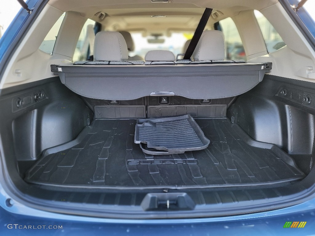 2019 Forester 2.5i Premium - Horizon Blue Pearl / Gray photo #25