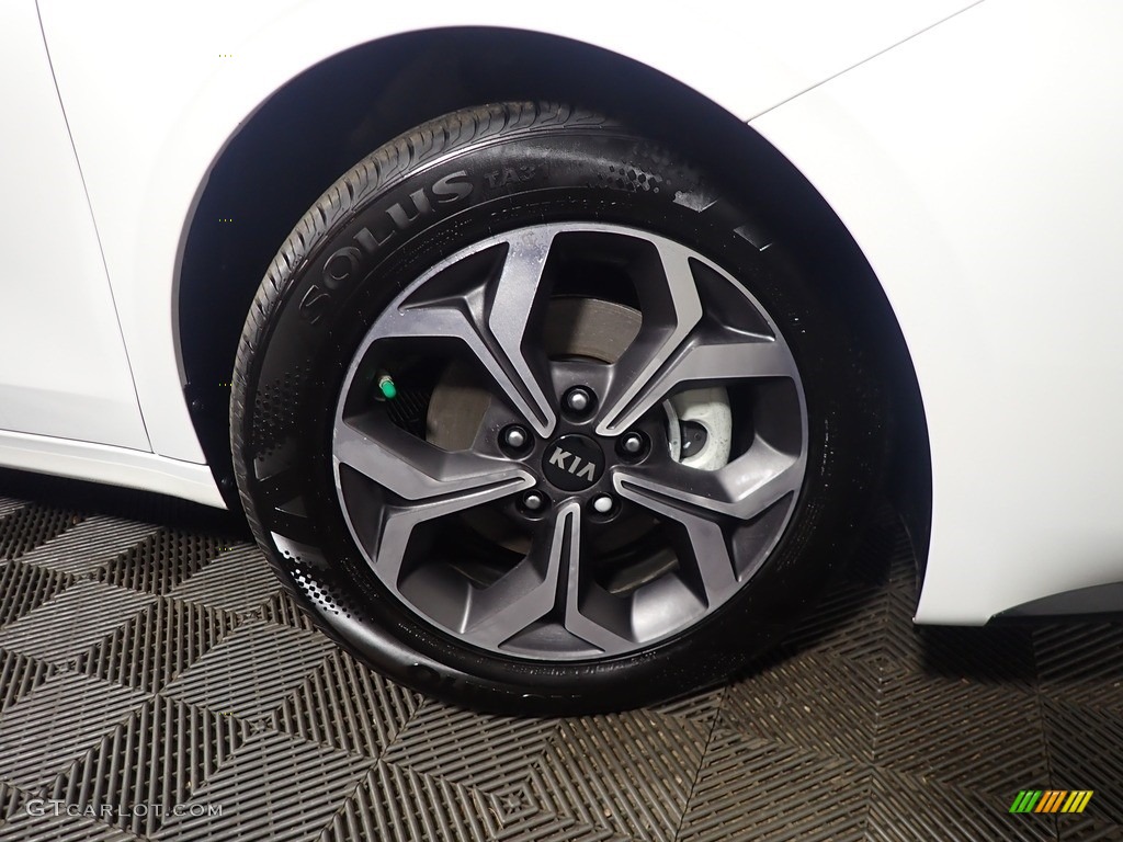 2021 Kia Forte LXS Wheel Photos