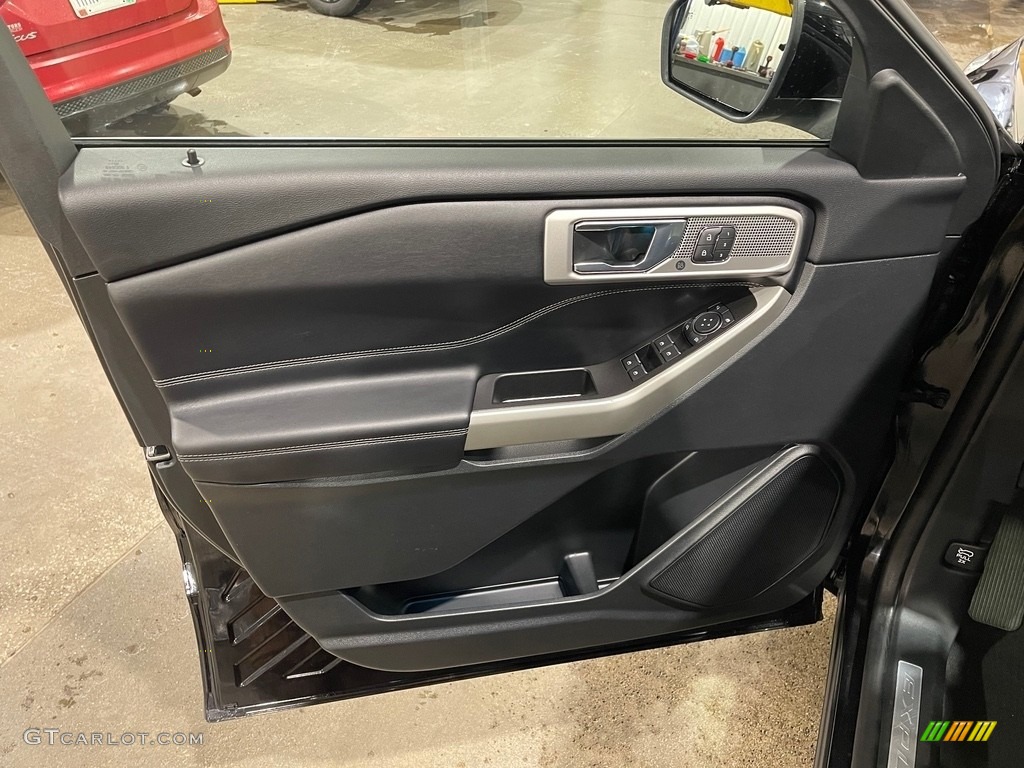 2021 Explorer Limited - Agate Black Metallic / Ebony photo #11