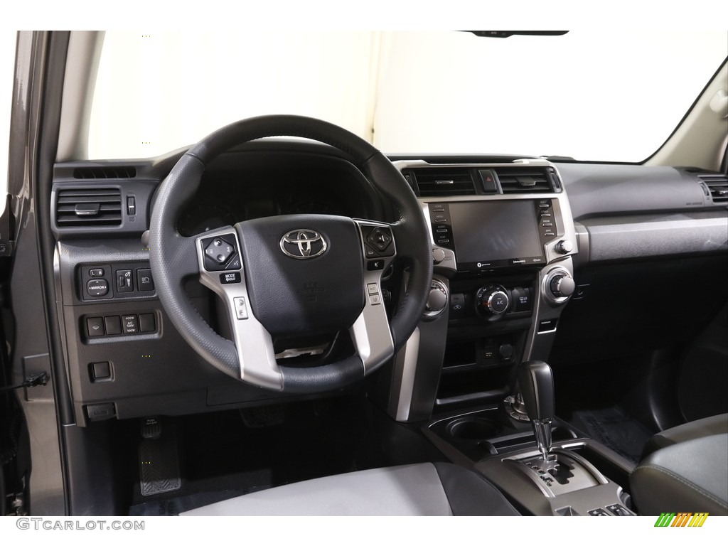 2021 Toyota 4Runner SR5 Premium 4x4 Dashboard Photos