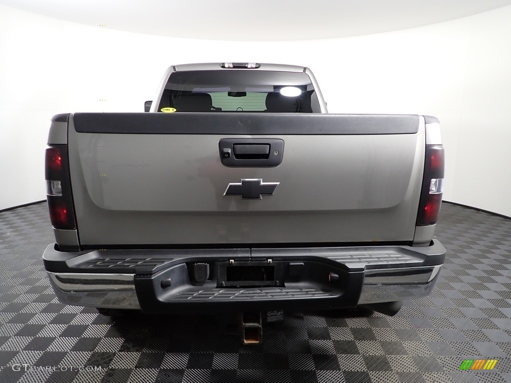 2013 Silverado 2500HD LT Extended Cab 4x4 - Graystone Metallic / Ebony photo #11