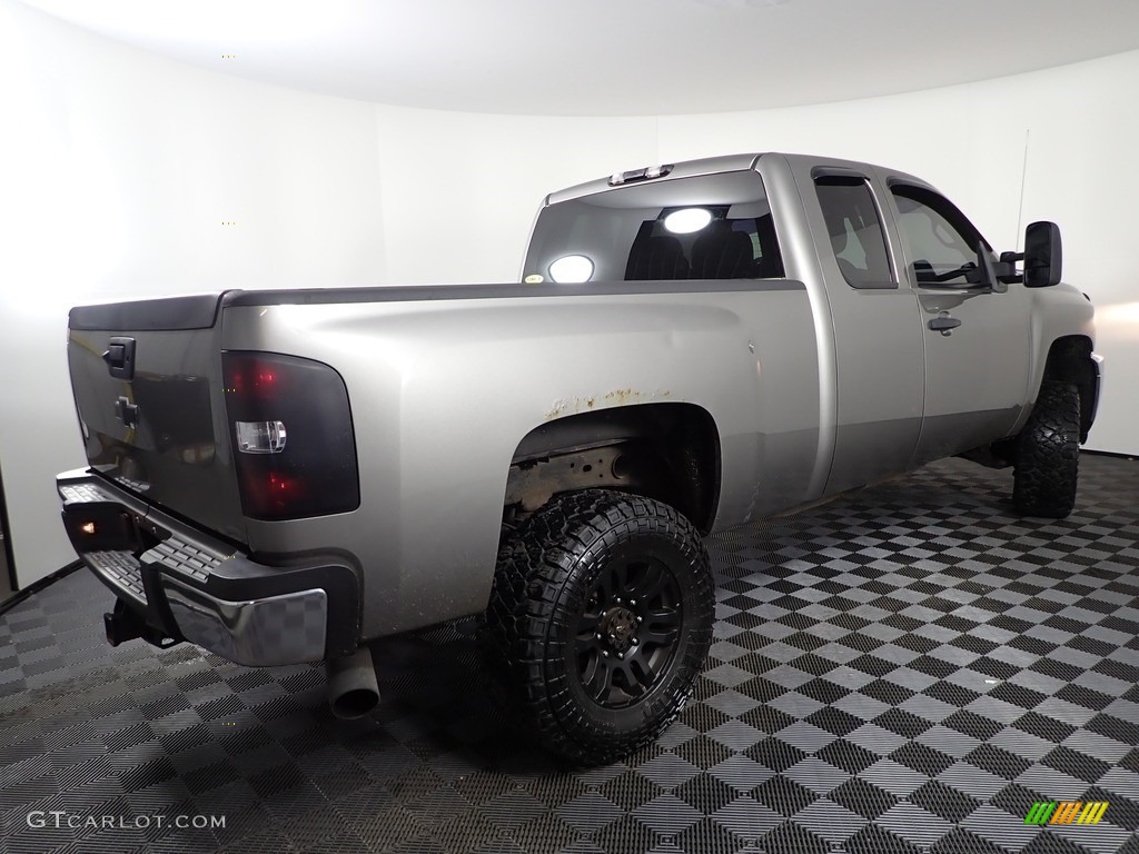 2013 Silverado 2500HD LT Extended Cab 4x4 - Graystone Metallic / Ebony photo #12