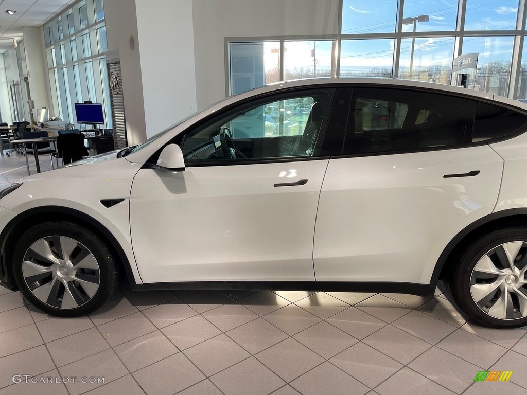 2021 Model Y Long Range AWD - Pearl White Multi-Coat / Black photo #2
