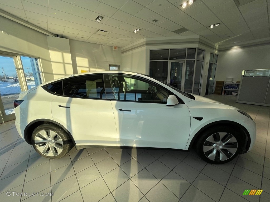 2021 Model Y Long Range AWD - Pearl White Multi-Coat / Black photo #3