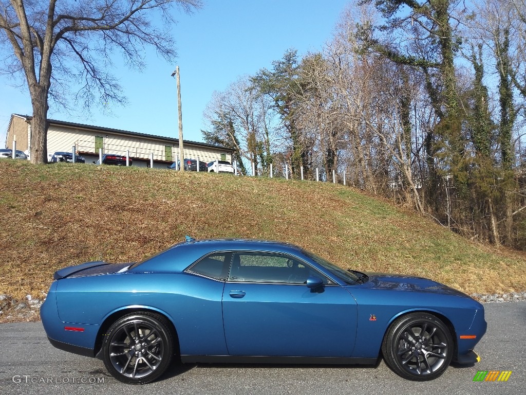 Frostbite 2021 Dodge Challenger R/T Scat Pack Exterior Photo #143610572