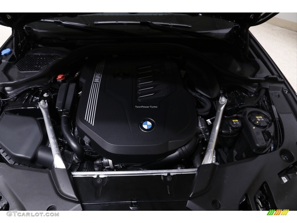 2021 BMW 5 Series 540i xDrive Sedan Engine Photos
