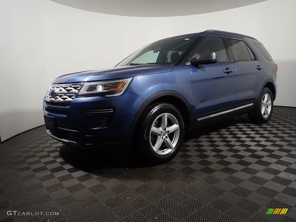 2018 Explorer XLT - Blue Metallic / Ebony Black photo #8