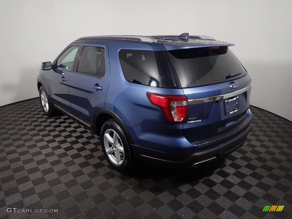 2018 Explorer XLT - Blue Metallic / Ebony Black photo #12