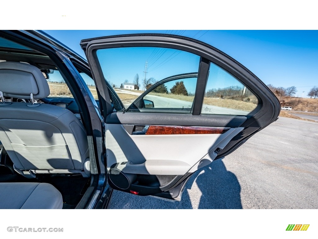 2011 C 300 Luxury 4Matic - Steel Grey Metallic / Almond/Mocha photo #25