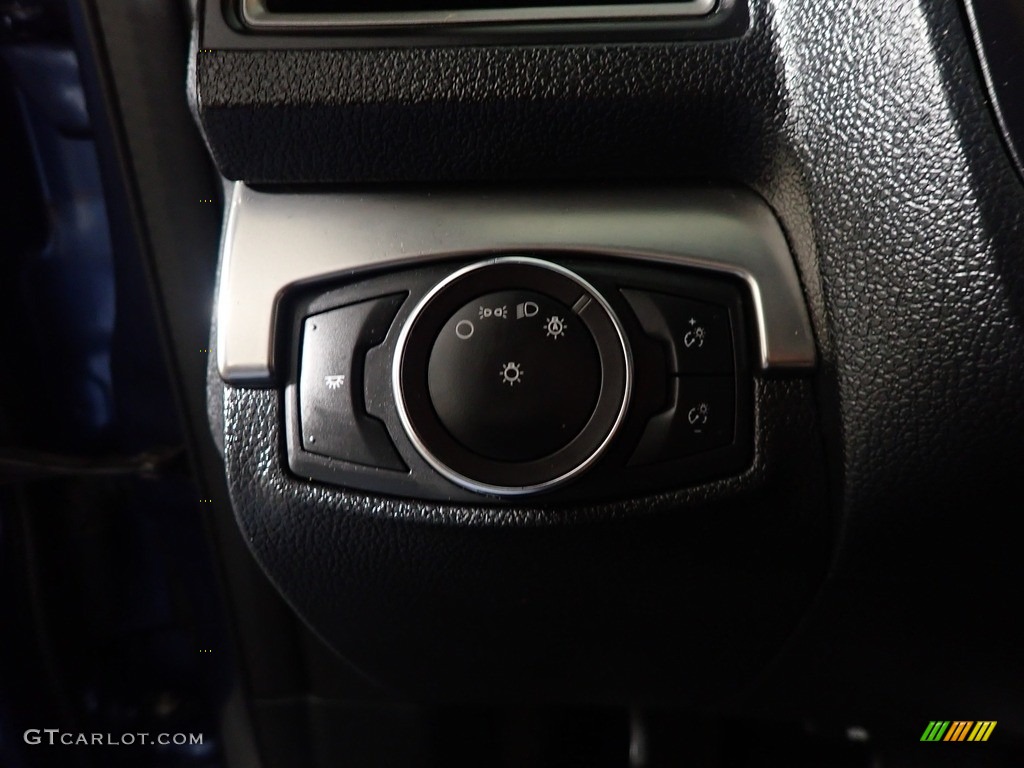 2018 Explorer XLT - Blue Metallic / Ebony Black photo #32
