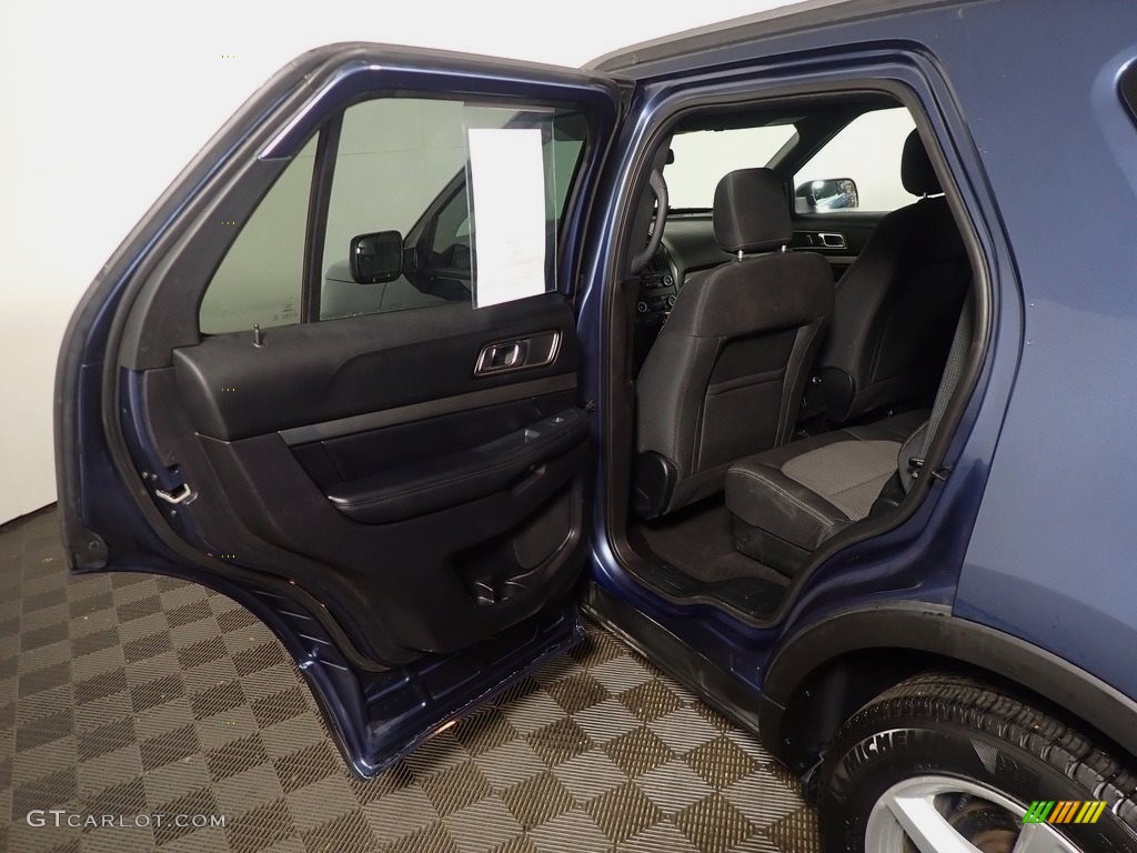 2018 Explorer XLT - Blue Metallic / Ebony Black photo #35