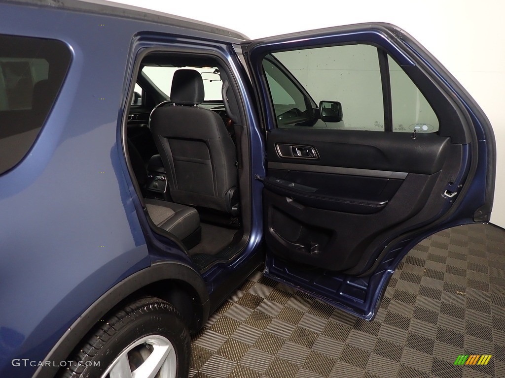 2018 Explorer XLT - Blue Metallic / Ebony Black photo #37