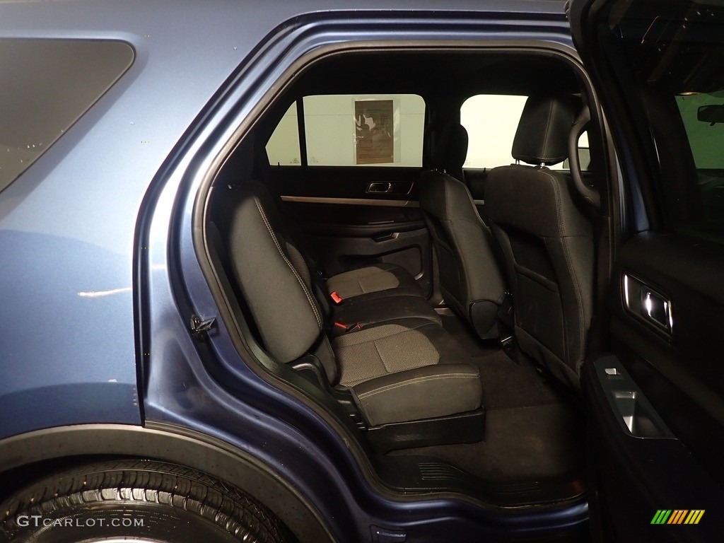 2018 Explorer XLT - Blue Metallic / Ebony Black photo #38