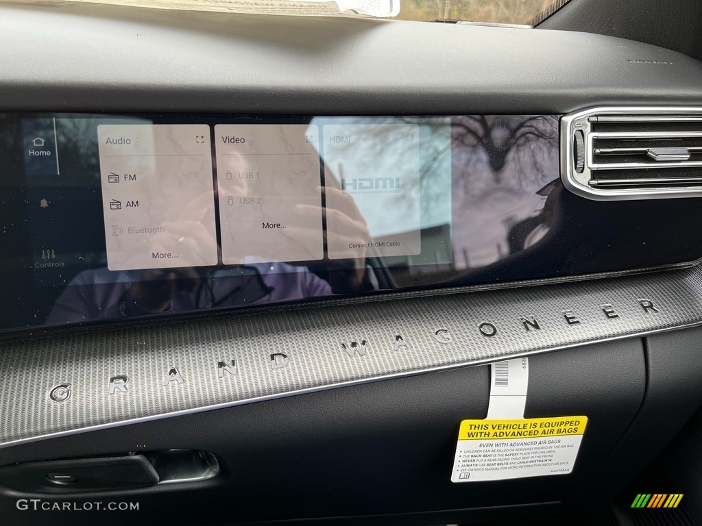 2022 Grand Wagoneer Obsidian 4x4 - Bright white / Global Black photo #31
