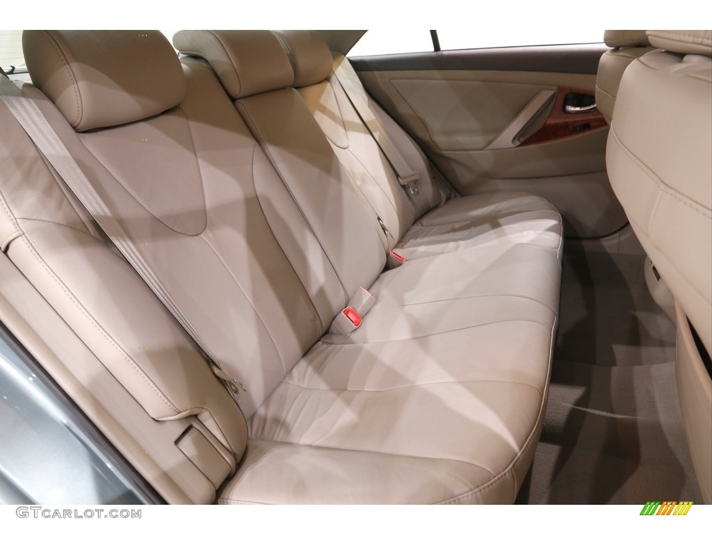 2011 Camry XLE V6 - Aloe Green Metallic / Bisque photo #15
