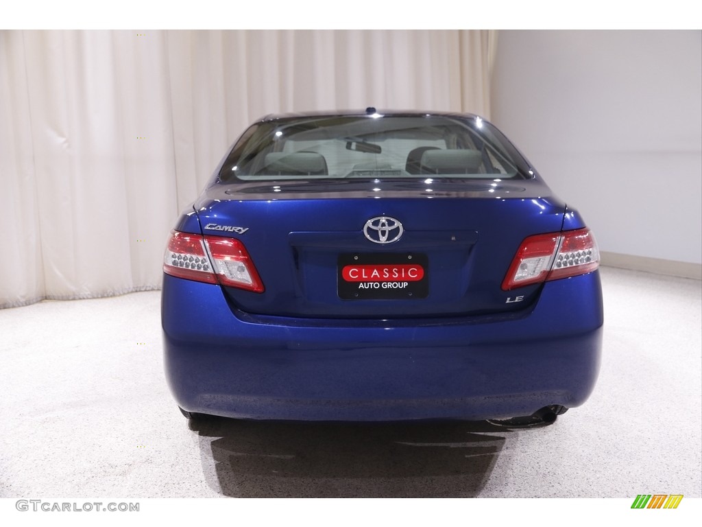 2010 Camry LE - Blue Ribbon Metallic / Bisque photo #16