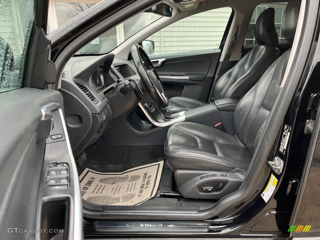 Black Interior 2014 Volvo XC60 T6 AWD Photo #143620504
