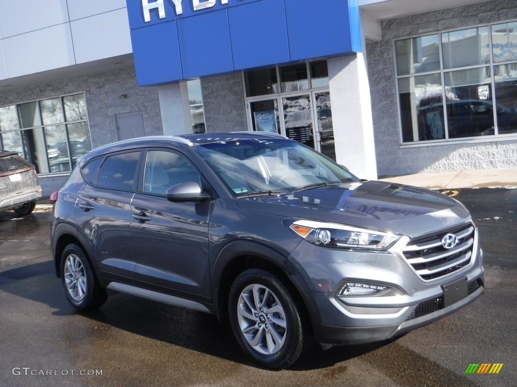 2017 Tucson SE AWD - Coliseum Gray / Gray photo #1