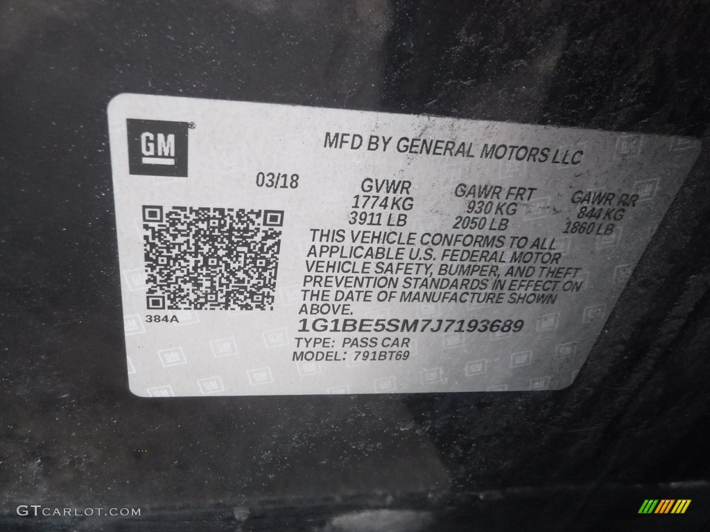 2018 Cruze LT - Mosaic Black Metallic / Jet Black photo #29