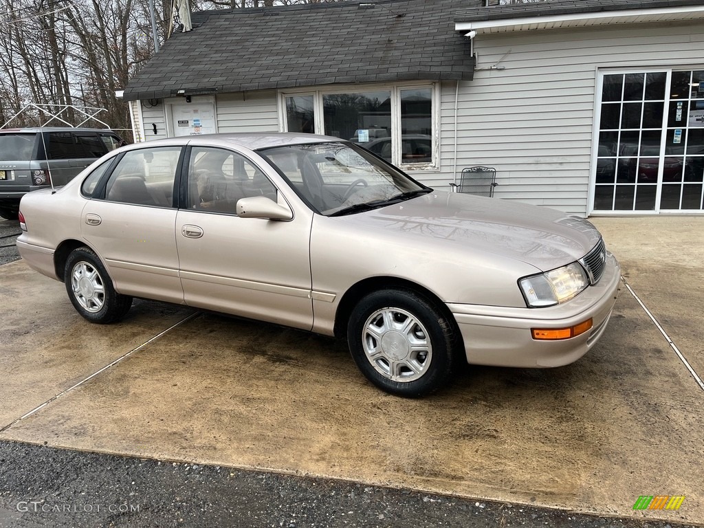 Cashmere Beige Metallic 1995 Toyota Avalon XLS Exterior Photo #143622022