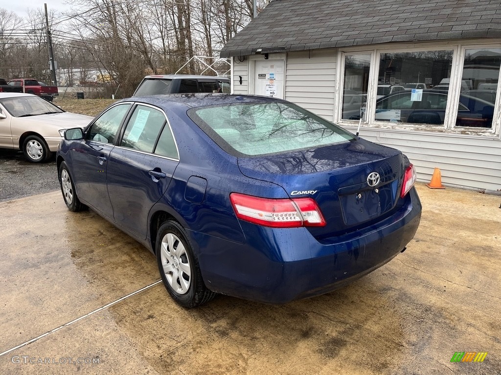 2010 Camry LE - Blue Ribbon Metallic / Ash Gray photo #5