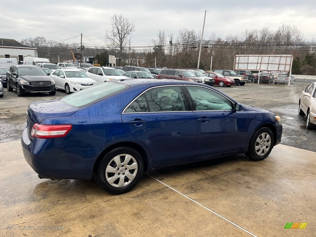 2010 Camry LE - Blue Ribbon Metallic / Ash Gray photo #8