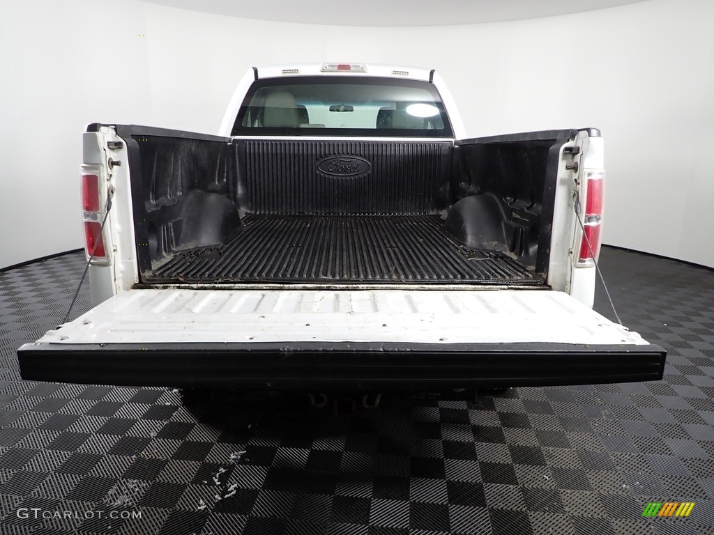 2010 F150 XL SuperCab 4x4 - Oxford White / Medium Stone photo #9