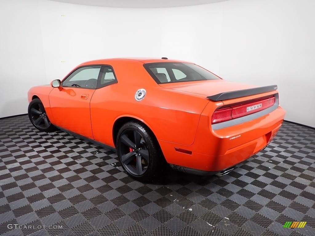 2009 Challenger SRT8 - HEMI Orange / Dark Slate Gray photo #10