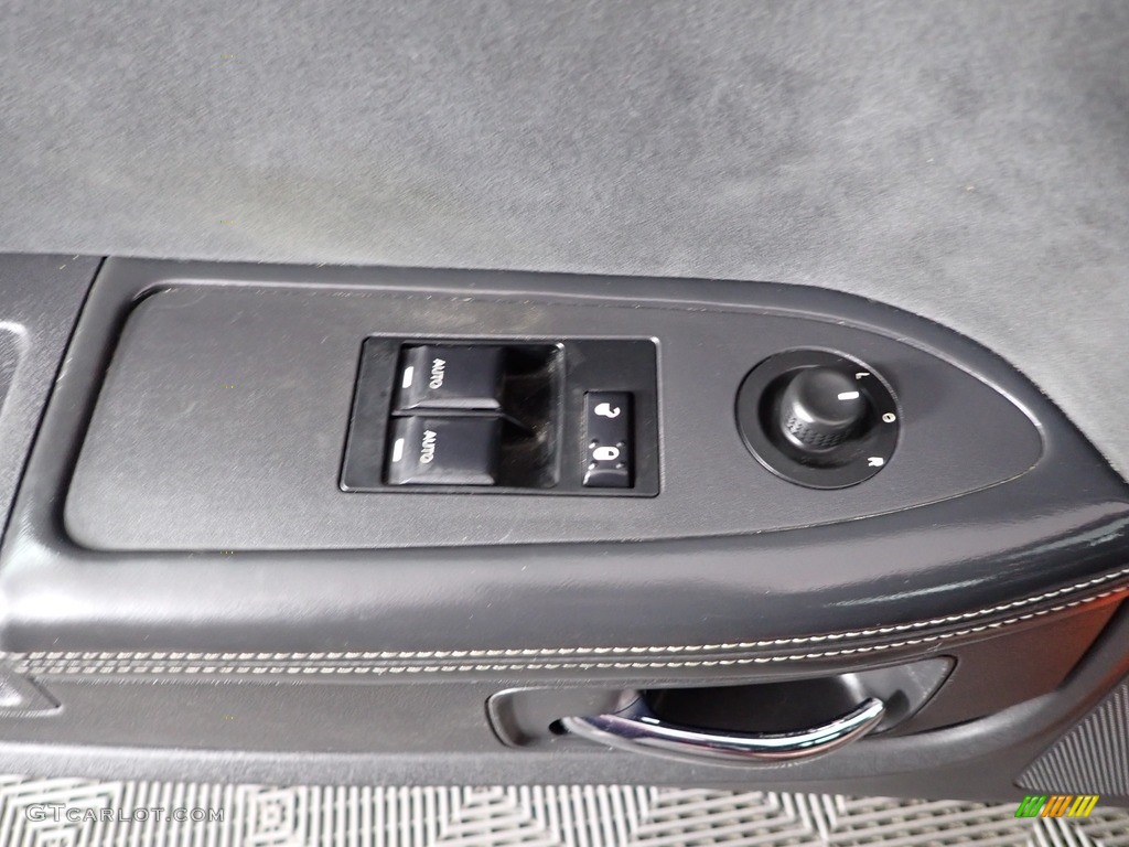 2009 Challenger SRT8 - HEMI Orange / Dark Slate Gray photo #16
