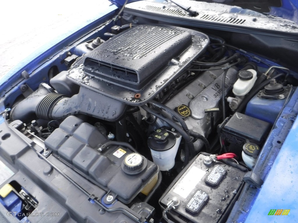 2004 Ford Mustang Mach 1 Coupe Engine Photos