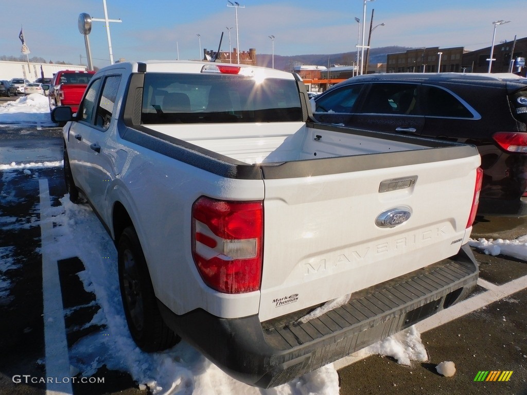 2022 Maverick XLT AWD - Oxford White / Black Onyx/Medium Dark Slate photo #3