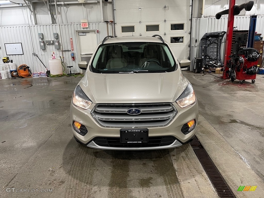 2018 Escape SE - White Gold / Medium Light Stone photo #2