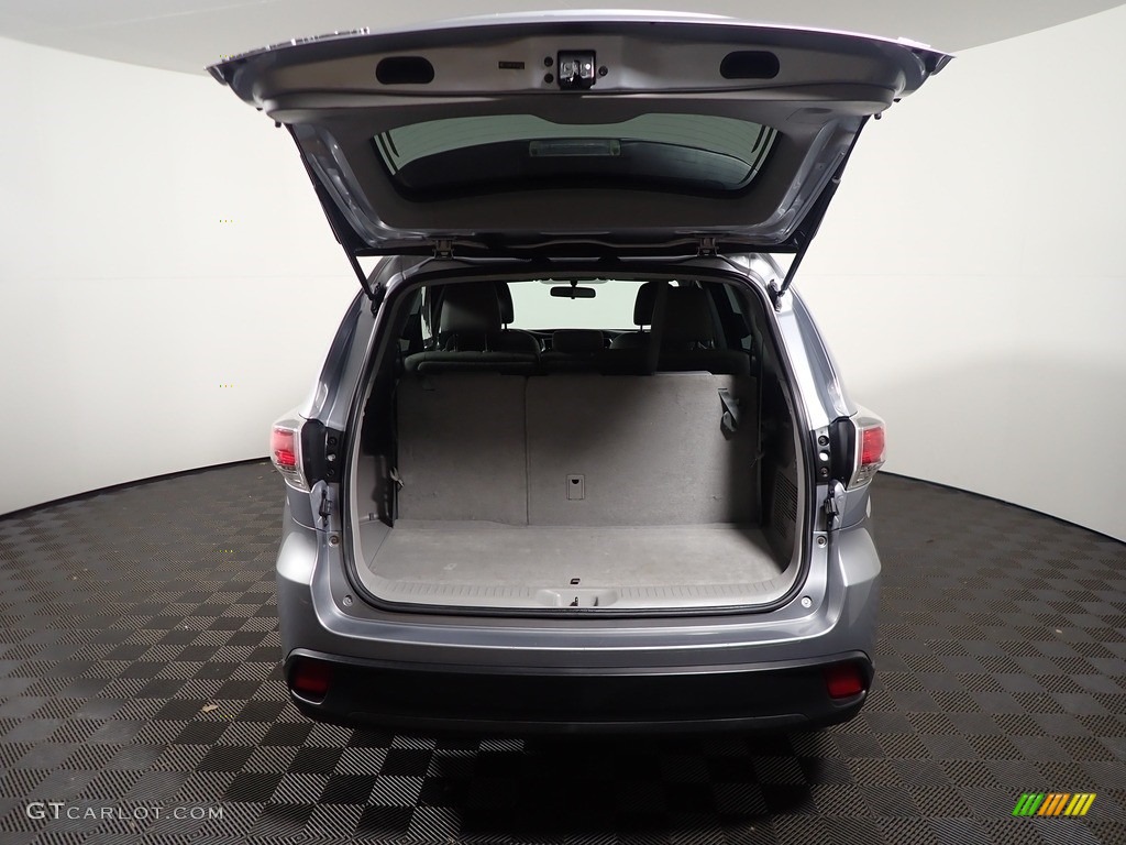 2014 Highlander LE - Silver Sky Metallic / Ash photo #13